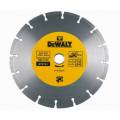 Диск алмазный DeWALT, 125х1.8x22.2мм, сегментный, сухой рез, для резки основных строительных материалов : кирпич, бетон, цементная стяжка.