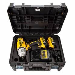 Гайковерт ударный DeWALT DCF899P2